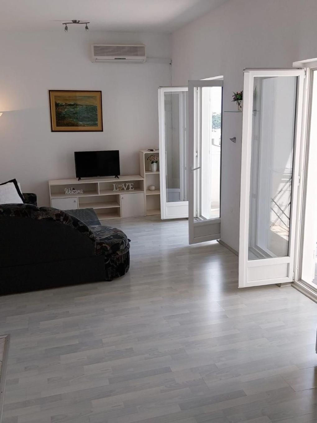 Apartments Josip Baška Voda Kültér fotó