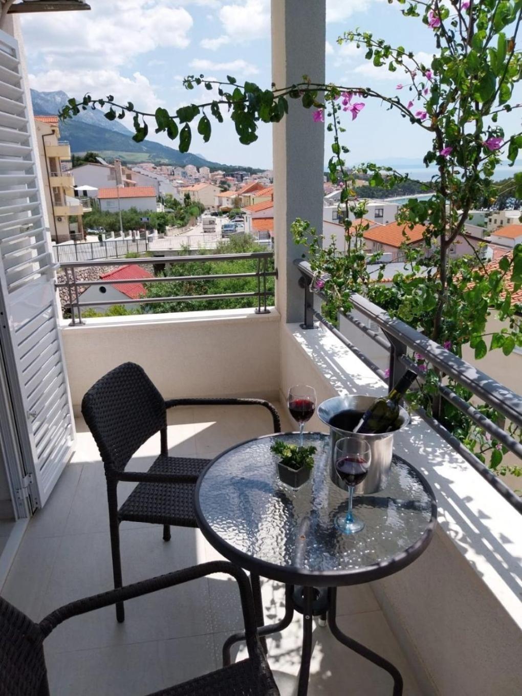 Apartments Josip Baška Voda Kültér fotó
